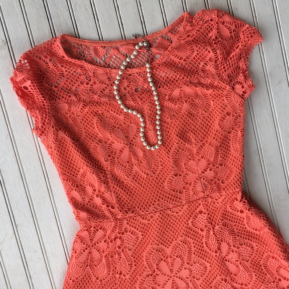 Cato lace summer dress - Picture 2 of 4